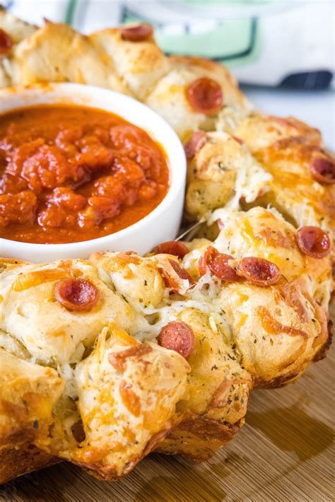 Pizza Monkey Bread | Dinners, Dishes, and Desserts