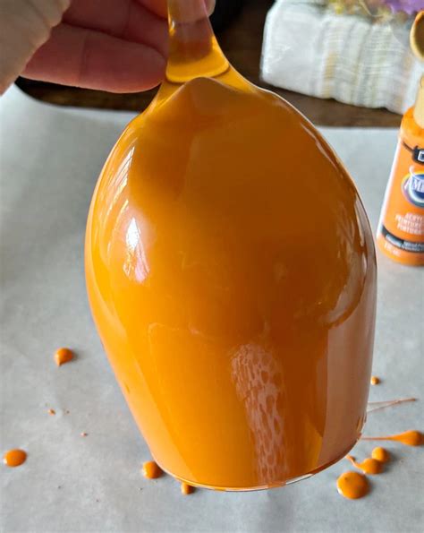 How to Make Pretty Pumpkin Wine Glasses Candle Holders