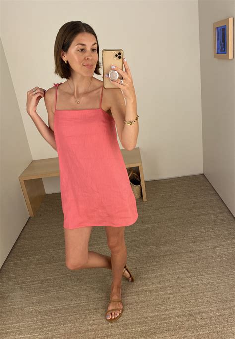 The 11 Best Summer Vacation Dresses to Wear This Season | Who What Wear