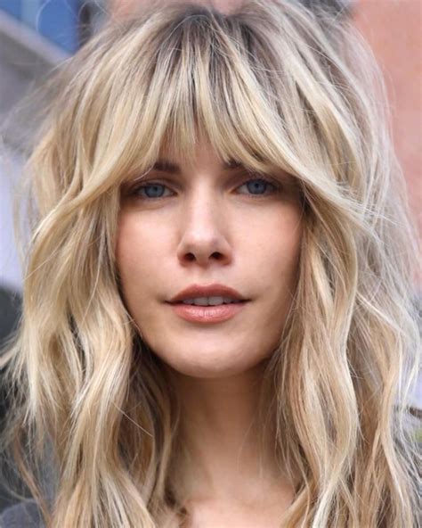 55 flattering haircuts for square faces to look softer and feminine ...