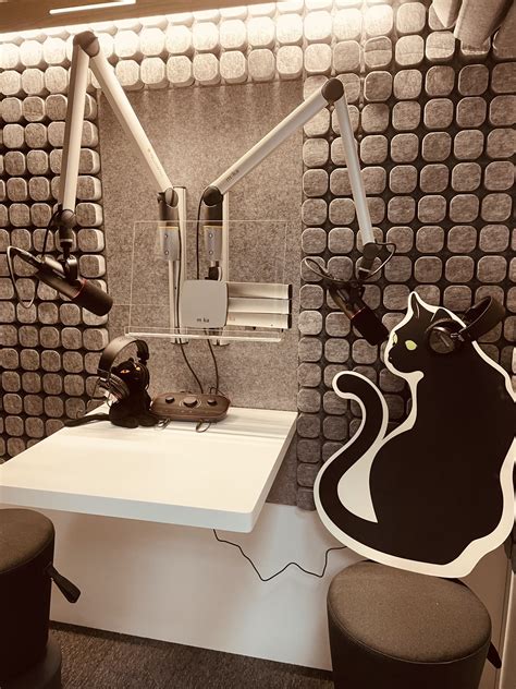 New XXL Studiobricks booth on show - Acoustic Cabins