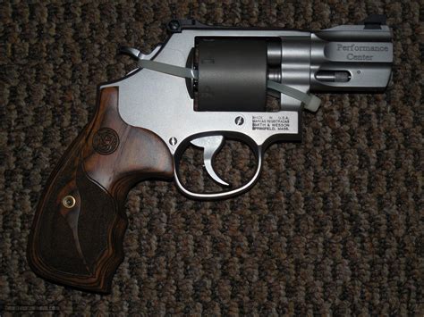 S&W MODEL 986 PERFORMANCE CENTER 9 MM REVOLVER WITH 2-5/8-INCH BARREL