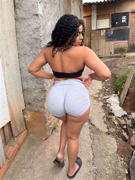 Leticia Prado💋 (@leticiapradoxs)’s videos with som original - 🦋 Lili Babadeira 🦋 | TikTok