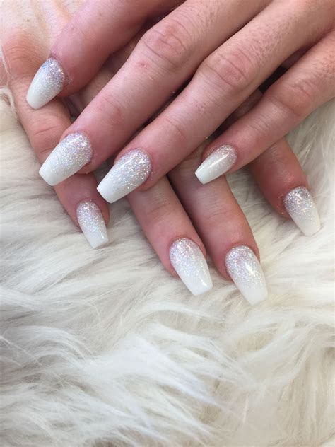 Pin by Ryley Shaw on Nails | Ombre nails glitter, Ombre nails, White ...