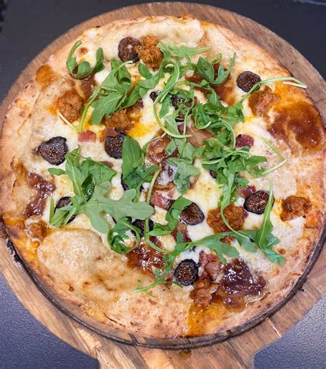 1/2 Case of Gluten Free Frozen Pizza (5) | BricknFire Pizza Company