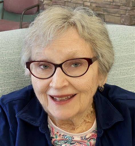 Charlotte Rest's Instagram, Twitter & Facebook on IDCrawl