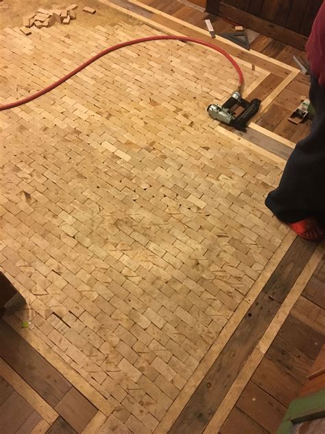 Stylish End Grain Wood Floor To Upgrade