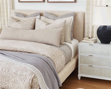 White Blanket On Bed