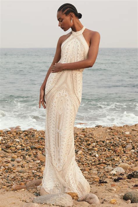 Lace halter neck wedding dress 60 photos - Vianawedding.com