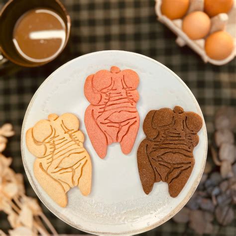 Venus of Hohle Fels Cookie Cutter - Bakerlogy
