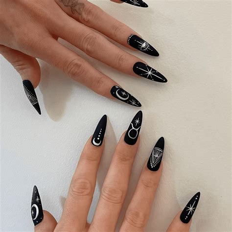 What zodiac sign is megan fox 60 photos - Astrologytoyou.com