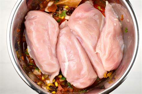 Crock Pot Chicken Taco Chili Recipe | LaaLoosh