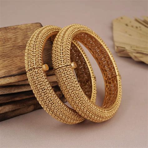 Buy Indian Gold Bangle, Indian Wedding Set, Traditional Gold Openable ...