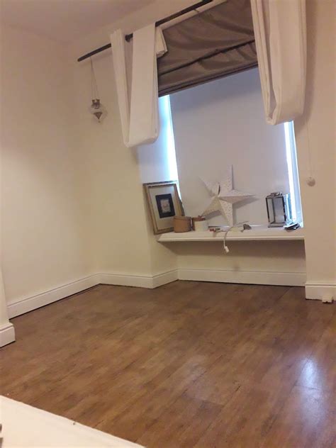 HOW TO STAIN LAMINATE FLOORING | Hut