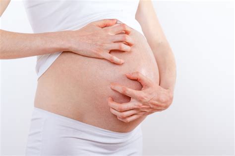 Itchy skin in pregnancy: What causes it and does it tell you gender | GoodtoKnow