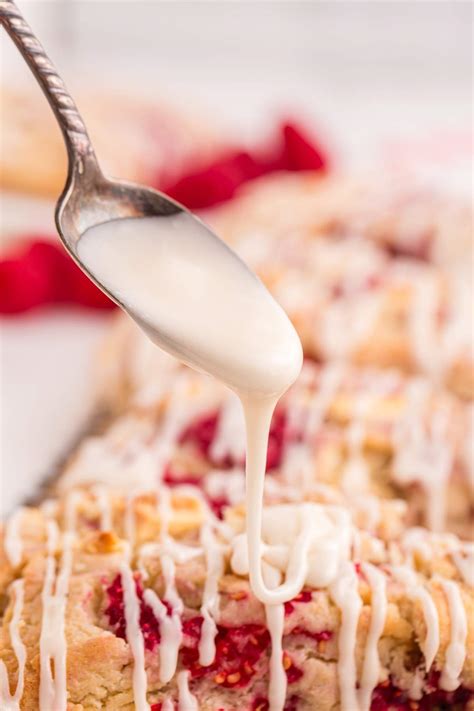 White Chocolate Raspberry Scones - xoxoBella