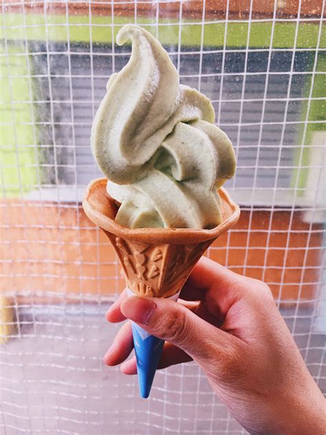 [I ate] Wasabi ice cream : r/food