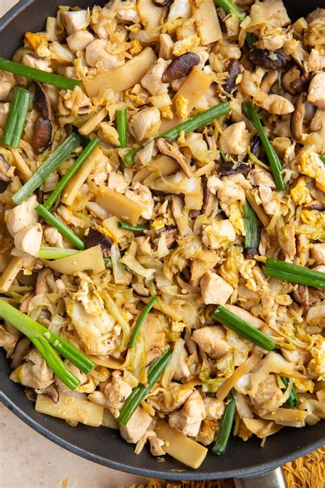 Moo Shu Chicken Bowls - The Roasted Root