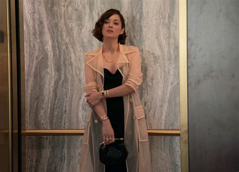 Le personnage de Marion Cotillard dans The Morning Show se dévoile avec ...