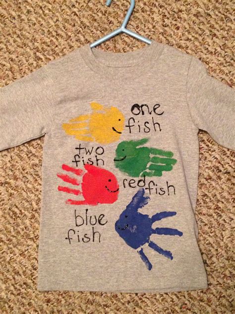 Handprint Dr. Seuss shirt | Dr seuss shirts, Dr seuss costumes, Seuss ...
