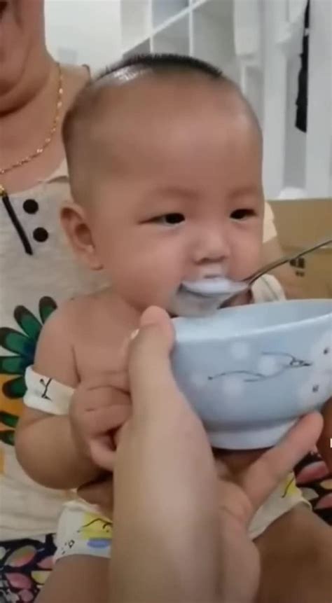 Cute baby laugh - One News Page VIDEO