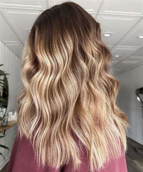35 Dirty Blonde Hair Color Ideas with Highlights and Lowlights - Hood MWR