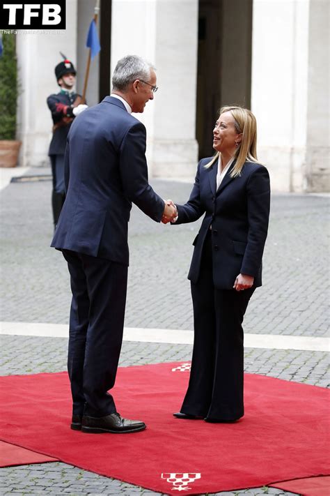 Giorgia Meloni Sexy (20 Photos) - Sexy e-Girls🔞