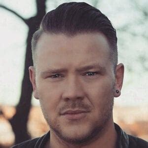 Adam Oakley - Age, Bio, Family | Famous Birthdays