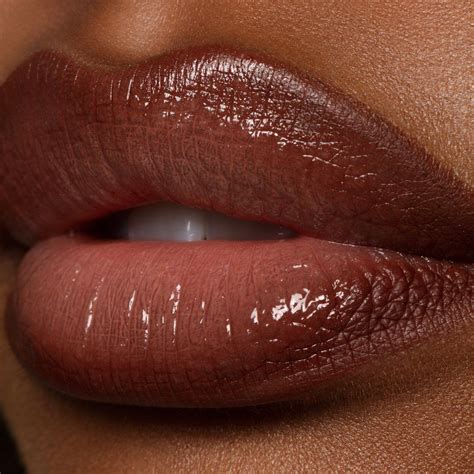 Pin by raeshelle leslie on Quick Saves in 2021 | Lipstick for dark skin ...