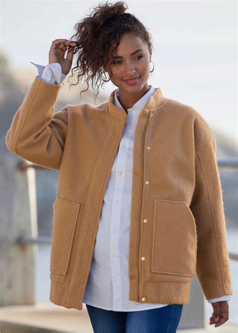 Cold Weather Chic – VENUS