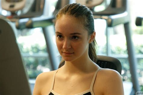 Hazel Moore (31 фото)