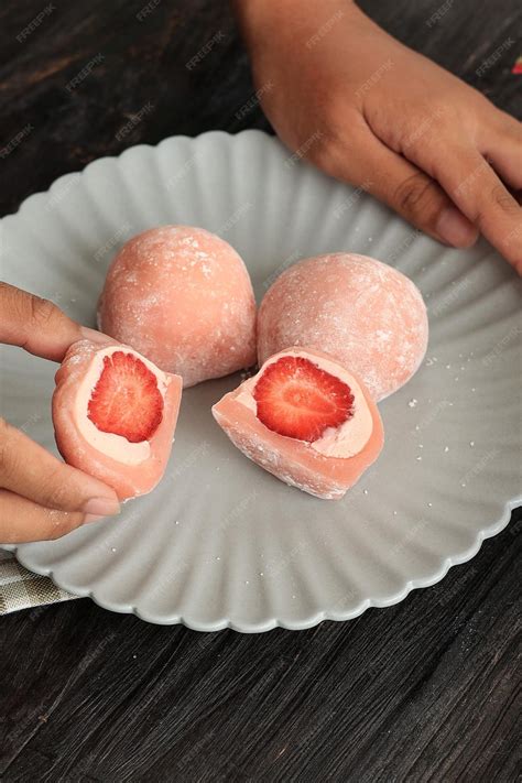 Premium Photo | Strawberry daifuku or ichigo daifuku mochi japanese ...