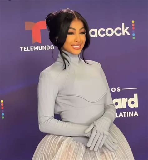 Yailin La Más Viral deslumbra en la Alfombra de los Premios Billboard - CódigoTV