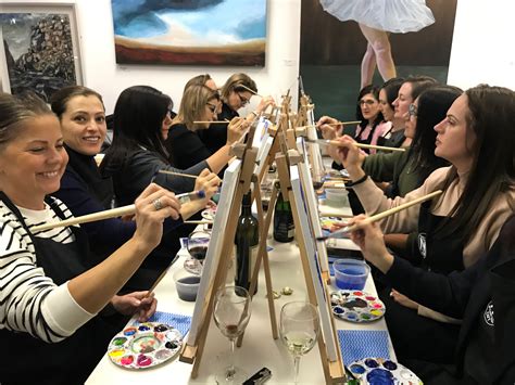 Adult Art Classes and Sip ‘n Sketch – Gallery NTK