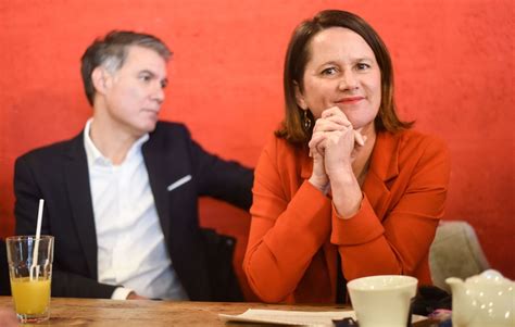 Johanna Rolland, maire de Nantes, devient numéro 2 bis du PS