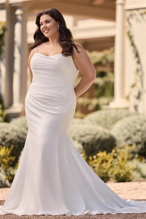 Wedding dresses for plus size petite 60 photos - Astyledwedding.com