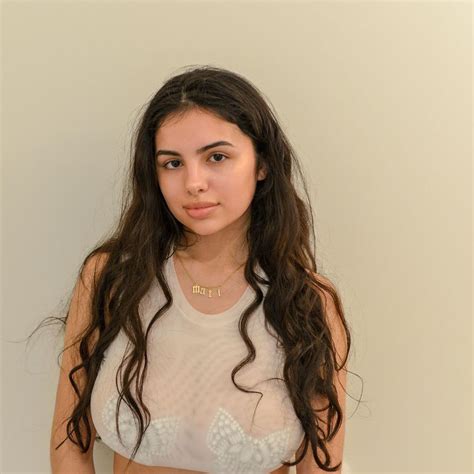 Quick Celeb Facts | Mati Marroni Wiki, Net Worth, Boyfriend, Parents, Height