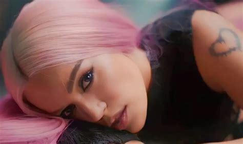 Karol G inicia su "Bichota Season" en el Estadio Azteca de México ...