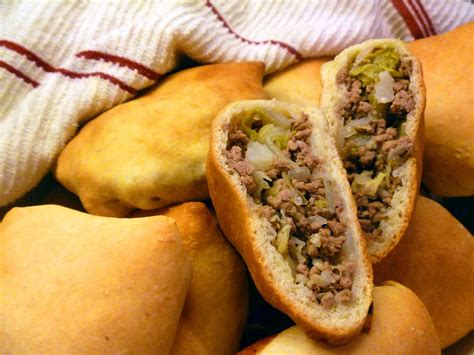 ...Yummy...: German Cabbage Pockets (Kraut Bierok) | German food ...