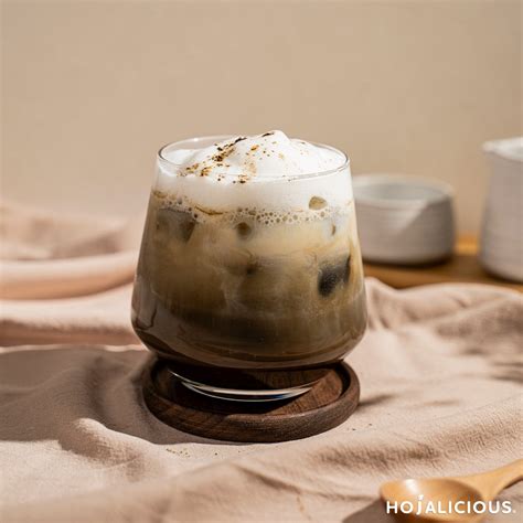 Hojicha Latte – A Smooth & Aromatic Roasted Tea Drink | Hojalicious