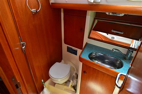 Pura Vida Yacht for Sale | 43 Jeanneau Yachts Sarasota, FL | Denison ...