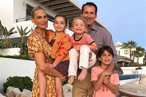 Molly Sims Shares Behind the Scenes of Holiday Photo with Her Three Kids