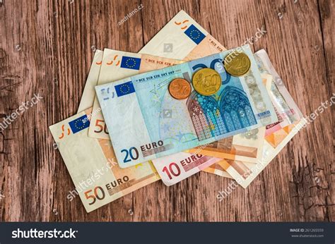 9,414 Geldschein Euro Zehn Images, Stock Photos & Vectors | Shutterstock