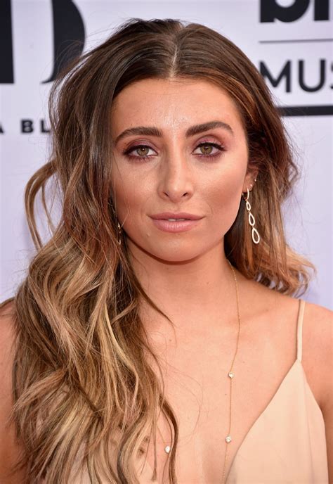 Lauren Elizabeth Leak