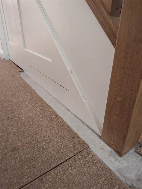 Expansion gap for laminate flooring : r/DIYUK