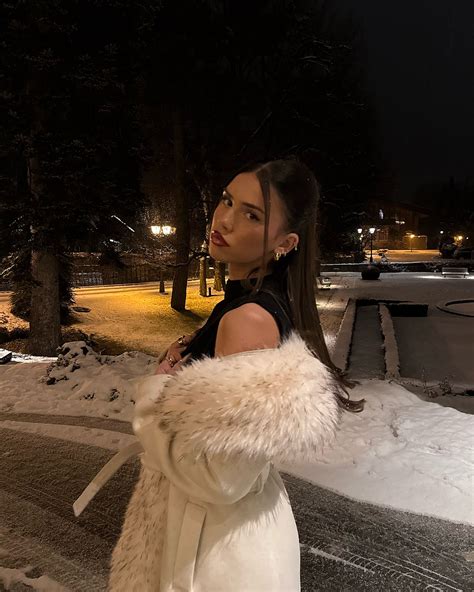 leah halton | 🍭 | Instagram