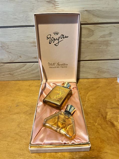 Vintage Evyan White Shoulders Treasure Trove Cologne & Splash Gift Set #9053 | Auctionninja.com