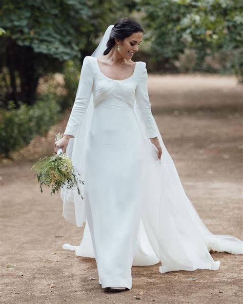 Elegant Wedding Dresses With Sleeves