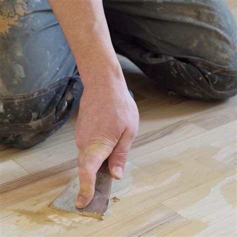 Remove Scratches From Hardwood Floors