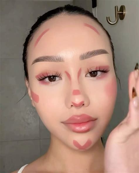 Pin by Alice on Makeup routine in 2025 | Face makeup, Eye makeup, Skin ...